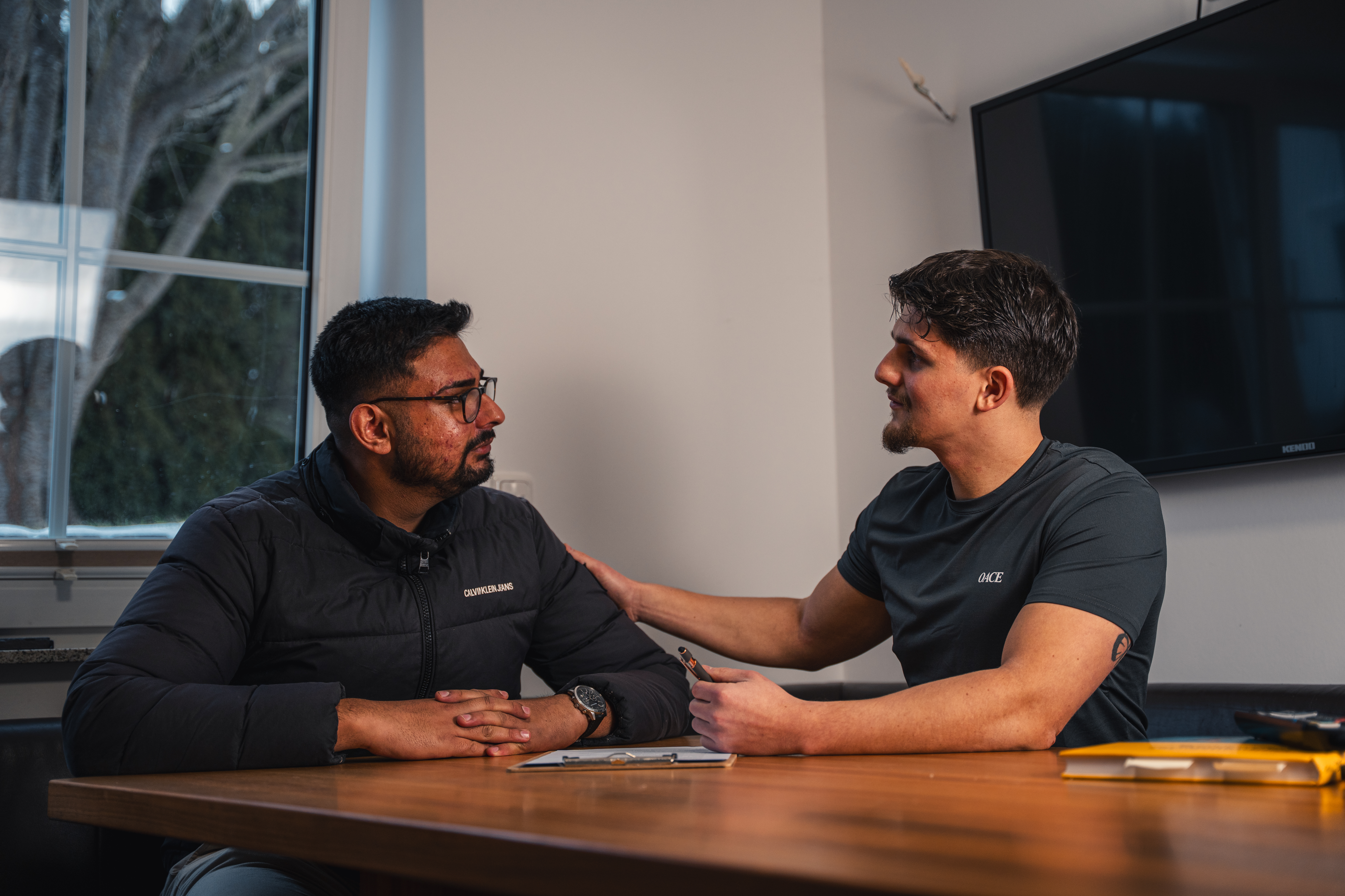 Hannes – studierter Gesundheitsmanager – im Coaching-Gespräch